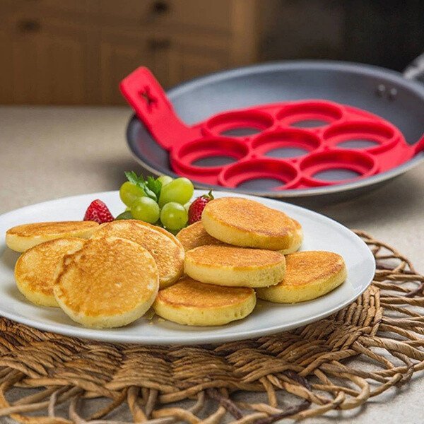 7-Hole Pancake silicone Mold Round Omelette Mold Non-Stick Clamshell Pancake Tool